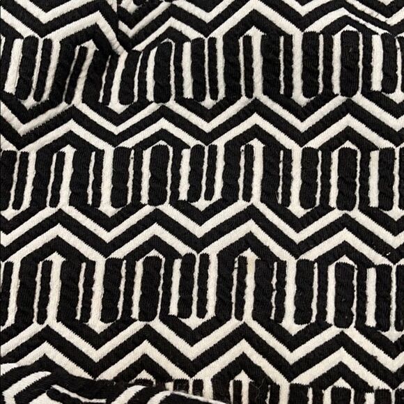banana Republic Patterned Skirt Sz 10 - Picture 8 of 9
